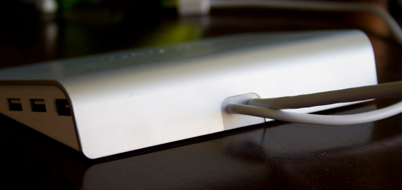 Illustration for article titled iLynx USB/Firewire Hub Review